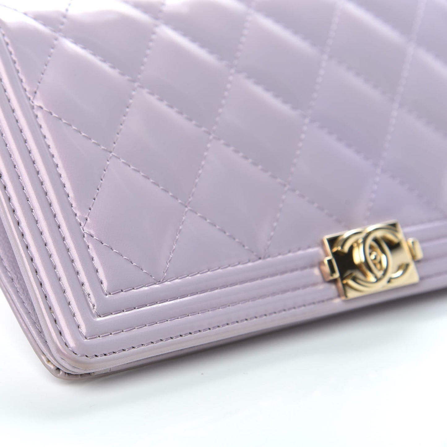 Metallic Patent Calfskin Quilted Boy Yen Wallet Purple