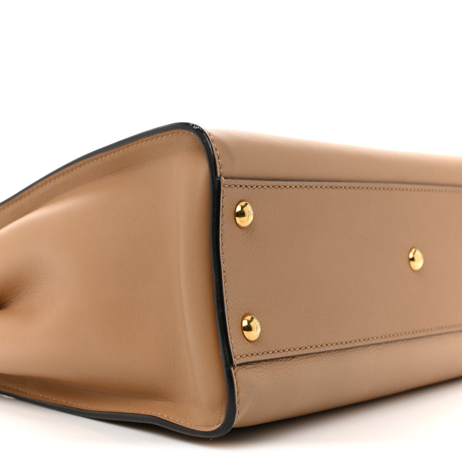 Fendi Vitello Seta Medium Peekaboo Iconic Satchel Cuoio 1786978