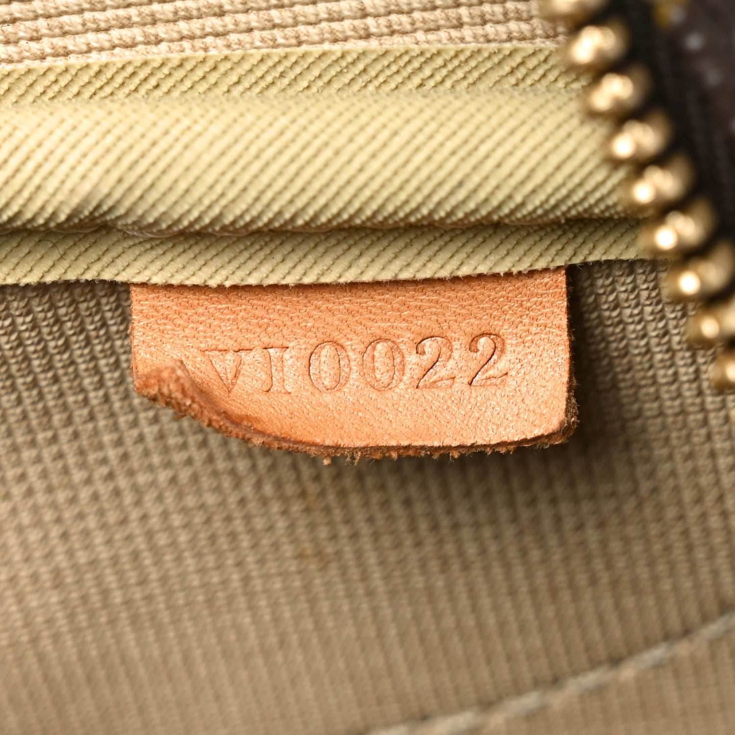 Louis Vuitton Monogram Evasion Sports Bag 7 of 13