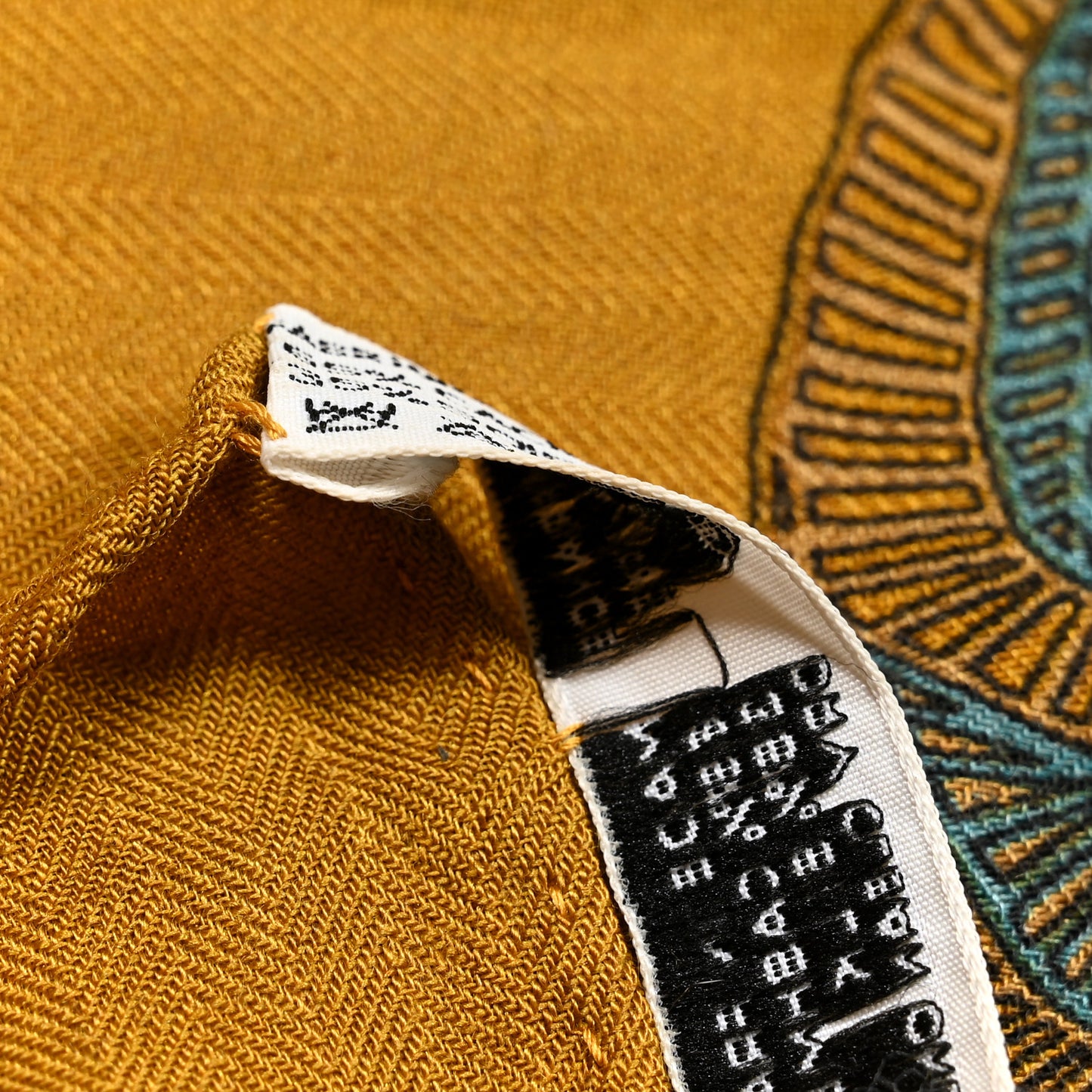Cashmere Silk Art Des Steppes 140 Shawl