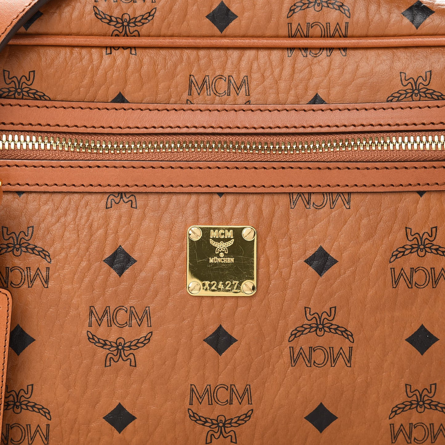 Visetos Medium Heritage Line Camera Crossbody Bag Cognac