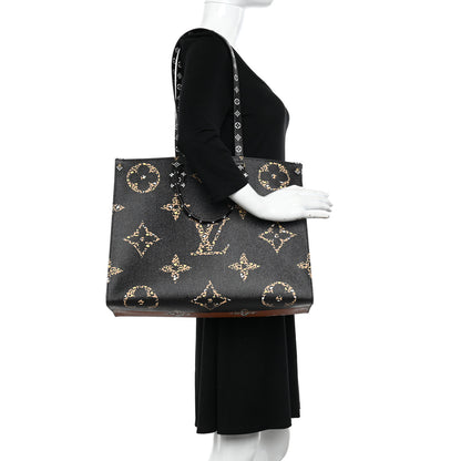 Louis Vuitton Monogram Giant Jungle Onthego GM Black 2 of 9