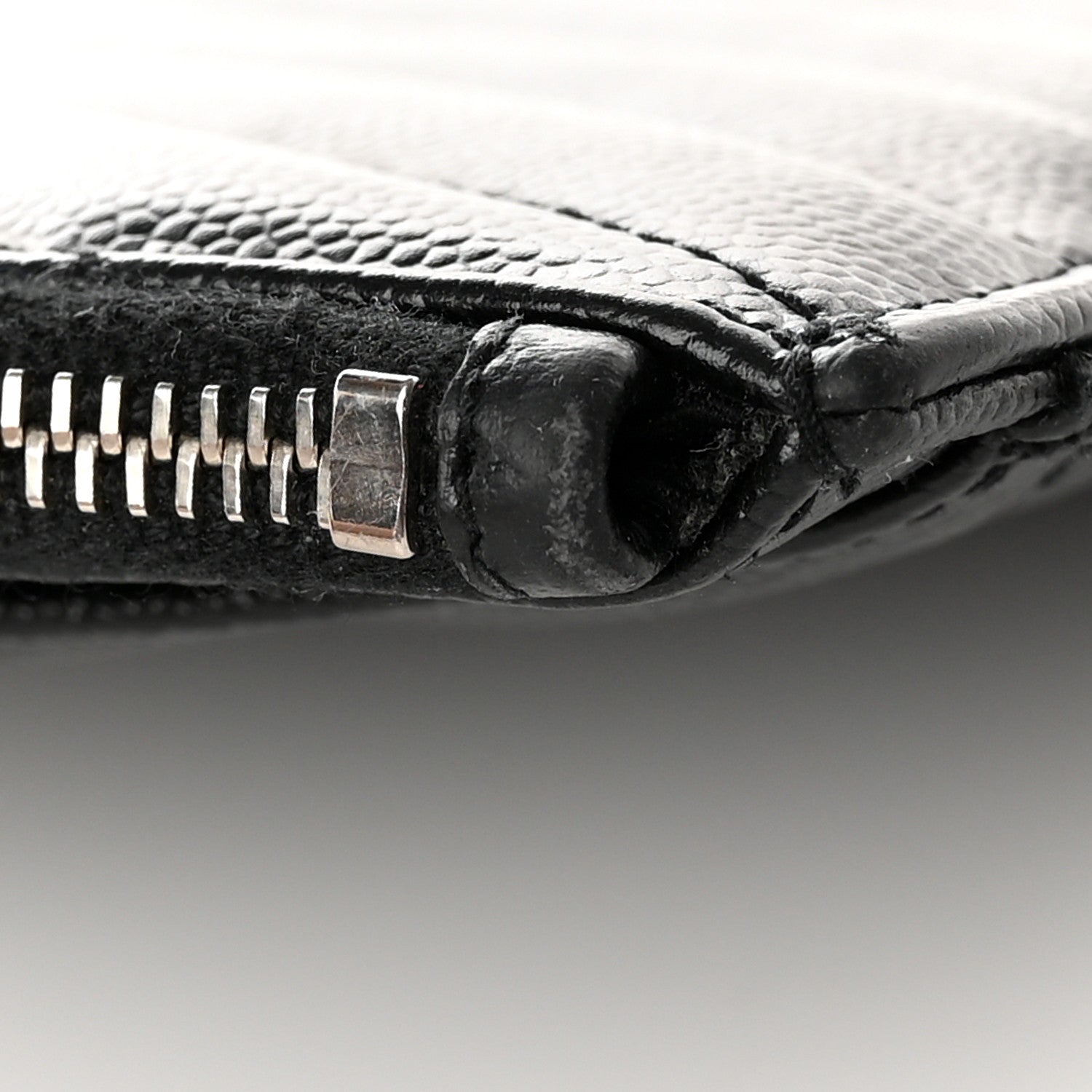 Saint Laurent Grain De Poudre Chevron Monogram Bill Pouch Black 8 of 10