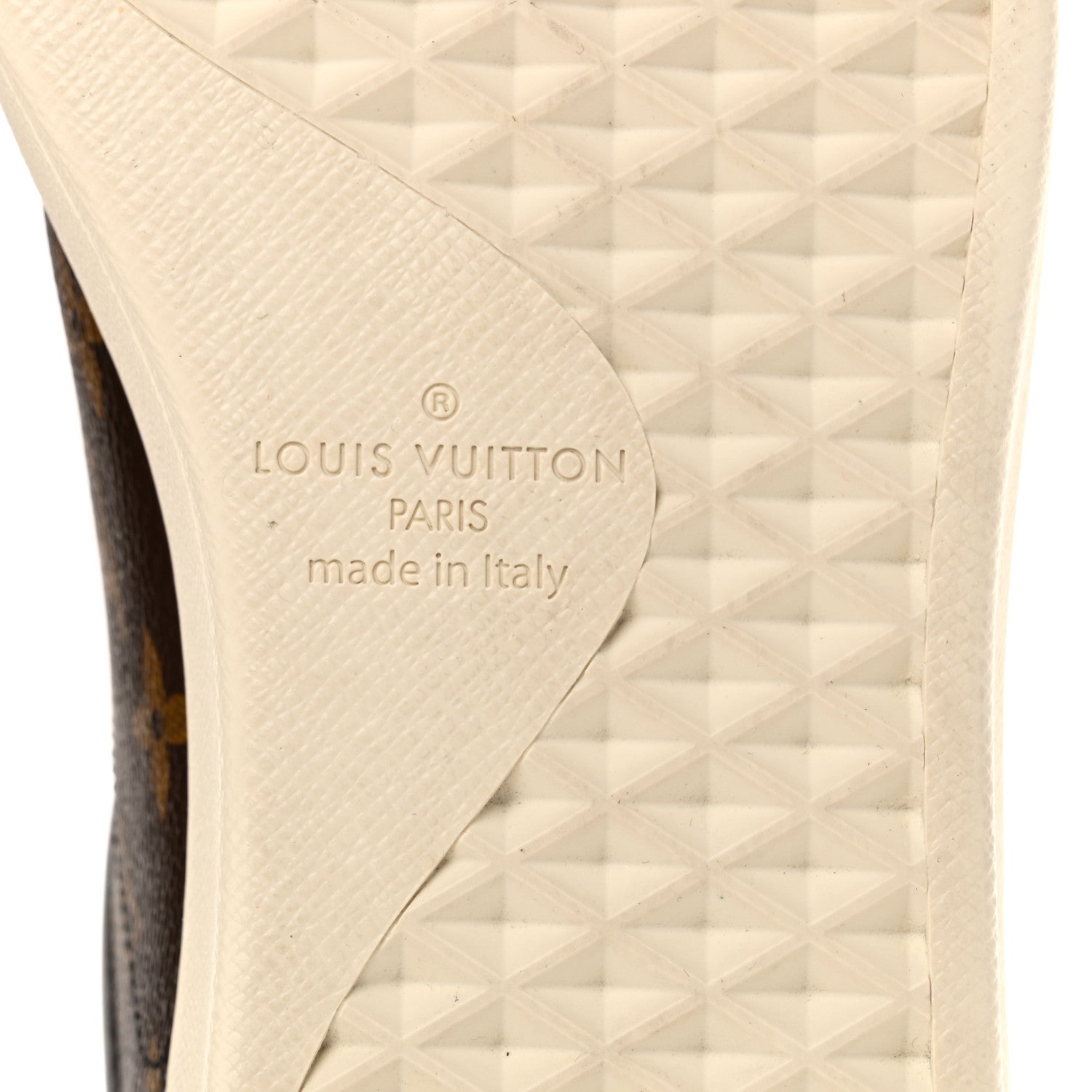 Louis Vuitton Monogram Mens Frontrow Sneakers 11 8 of 9