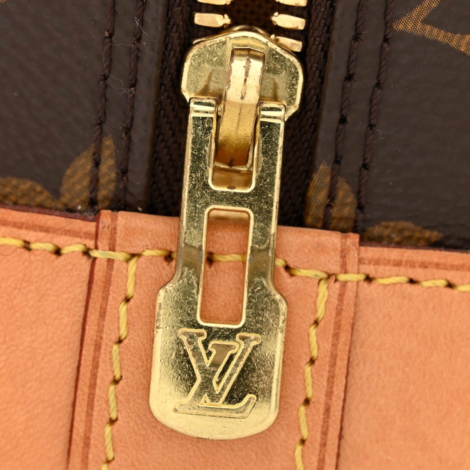 Louis Vuitton Monogram Alma BB 12 of 13