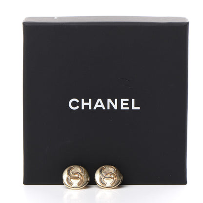 Chanel CC Clip On Earrings Gold 5 of 5