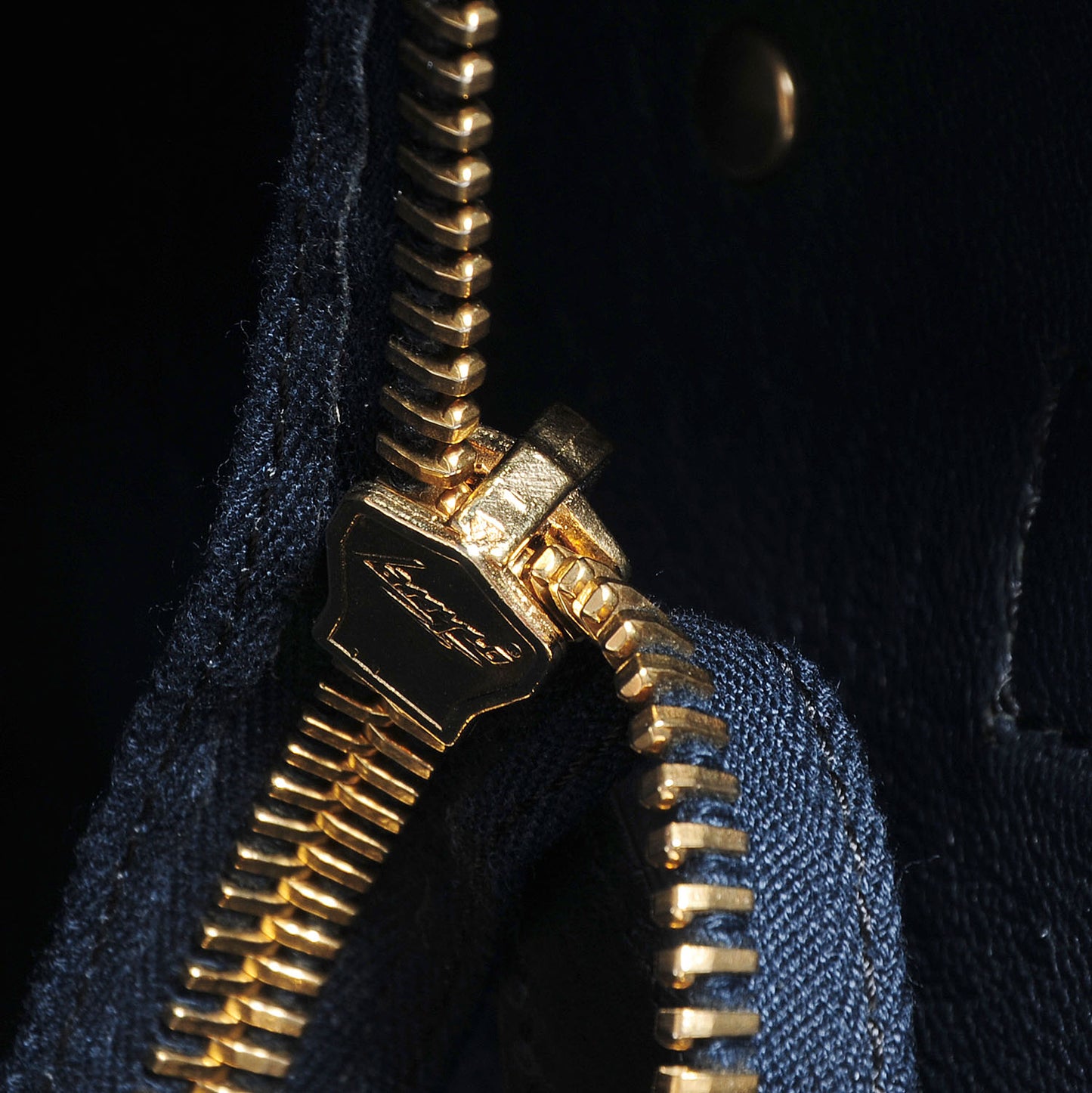 Nubuck Smooth Calfskin Medium Luggage Navy