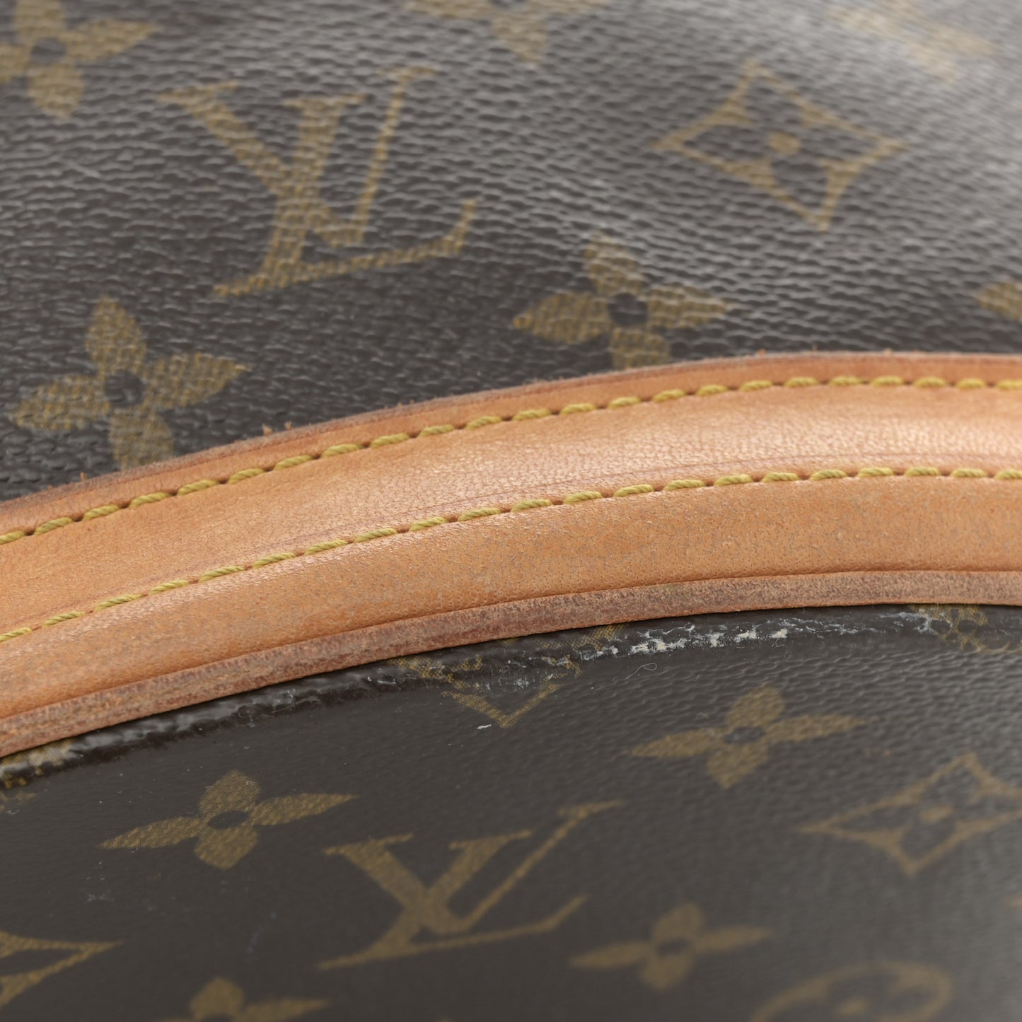 Monogram Petit Bucket 23