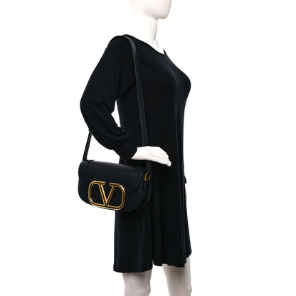 Valentino Garavani Smooth Calfskin Supervee Shoulder Bag Black 2 of 8