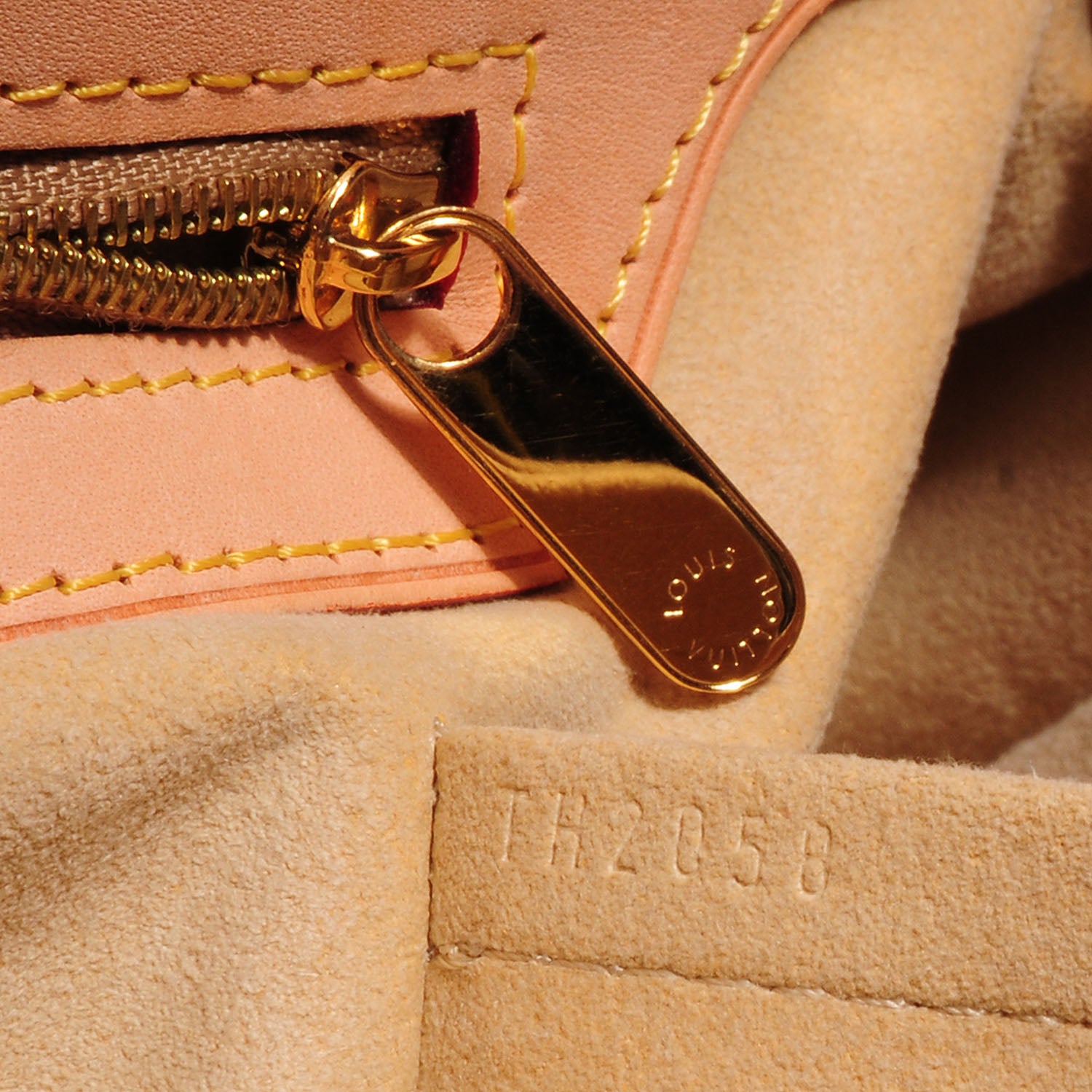 Louis Vuitton Monogram Etoile Shopper 8 of 8
