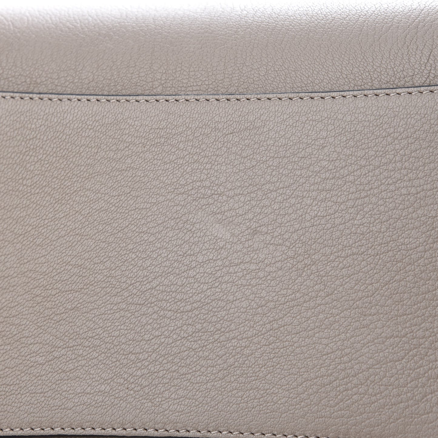 Sugar Goatskin Medium Antigona Mastic