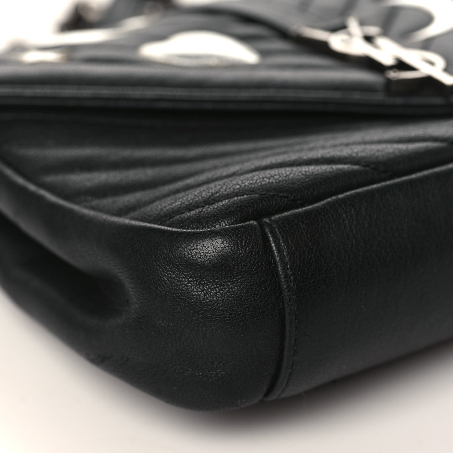 Sheepskin Matelasse Chevron Patchwork Monogram Medium College Bag Black