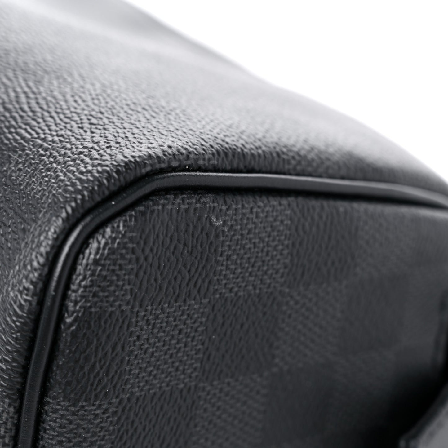Damier Graphite Dopp Kit Toilet Pouch