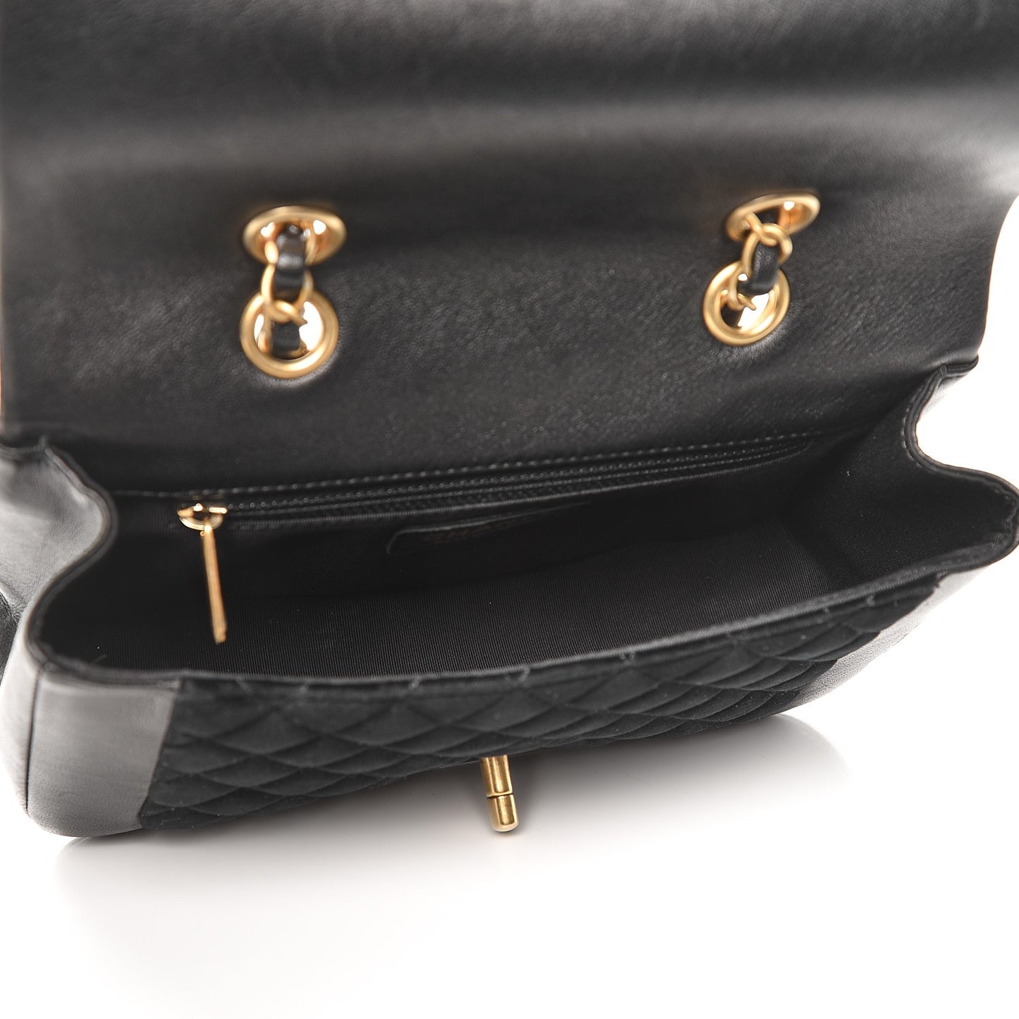 Metallic Lambskin Velvet Quilted Small Flap Black