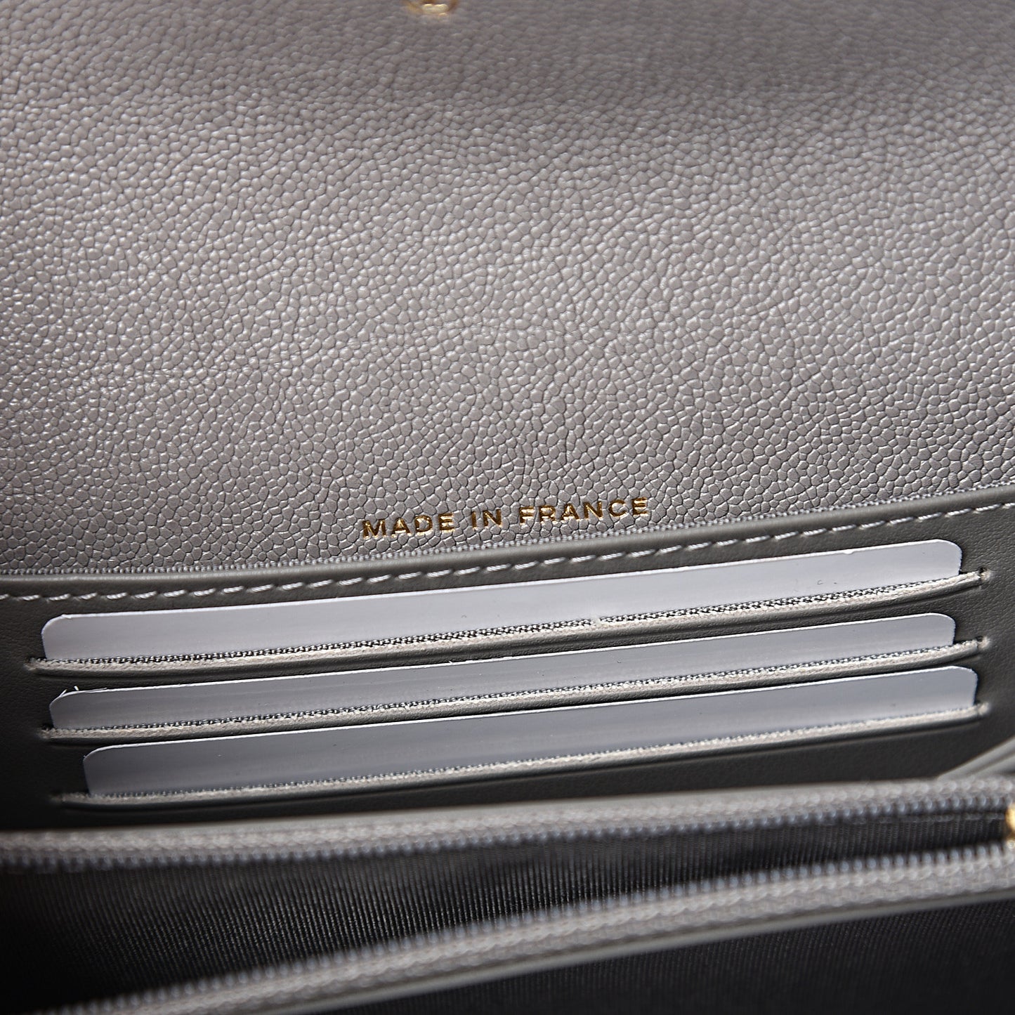 Caviar Quilted Medium Boy Flap Wallet Grey