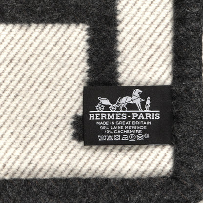 Hermes Wool Cashmere Avalon Blanket Ecru Gris Fonce 3 of 3