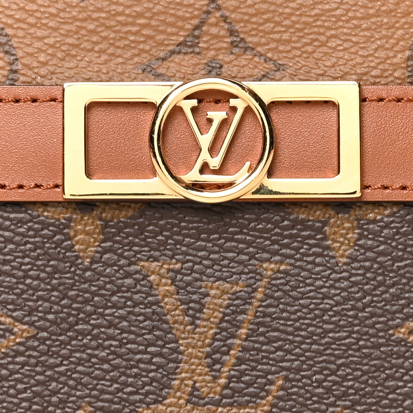 Reverse Monogram Dauphine Card Holder