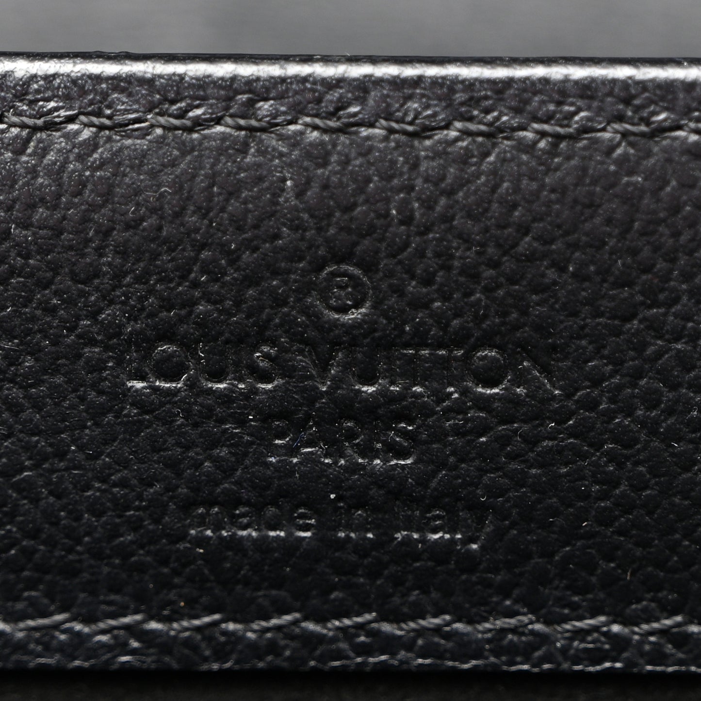 Calfskin Monogram Very Messenger Black