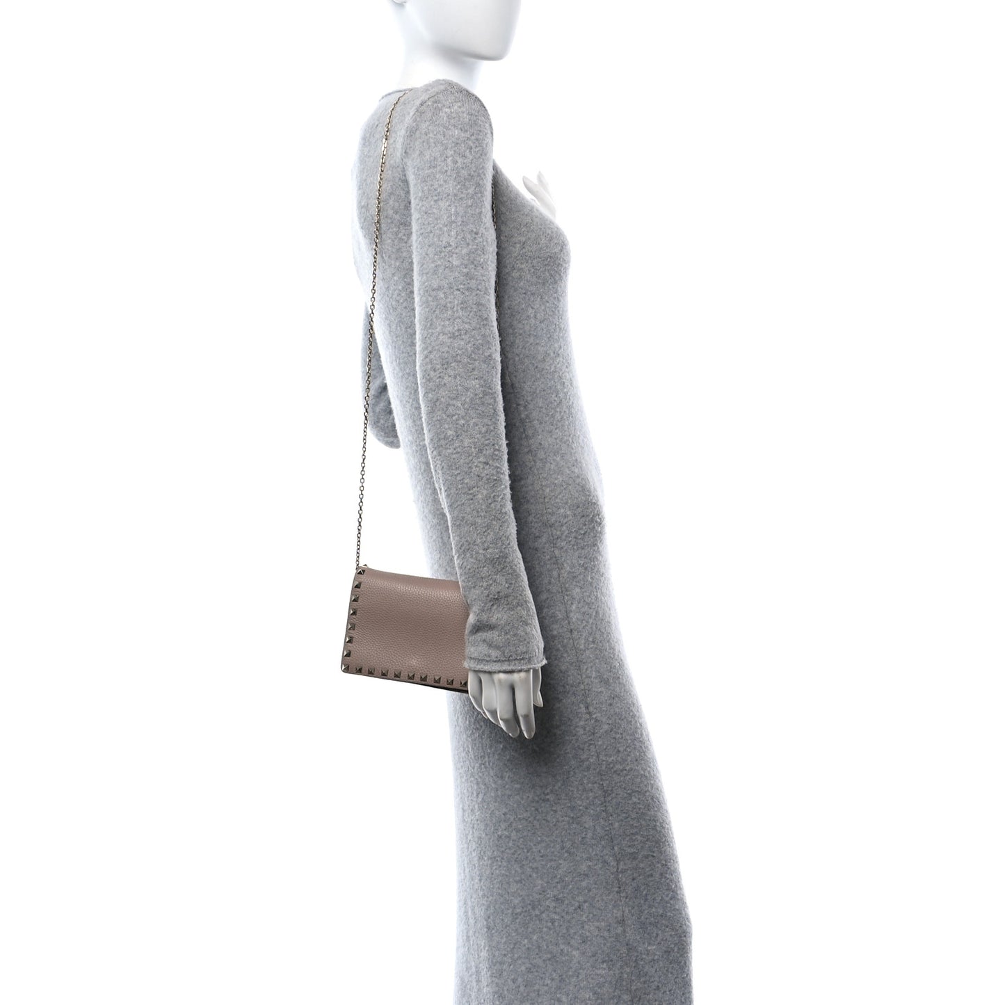 Pebbled Calfskin Rockstud Wallet On Chain Poudre