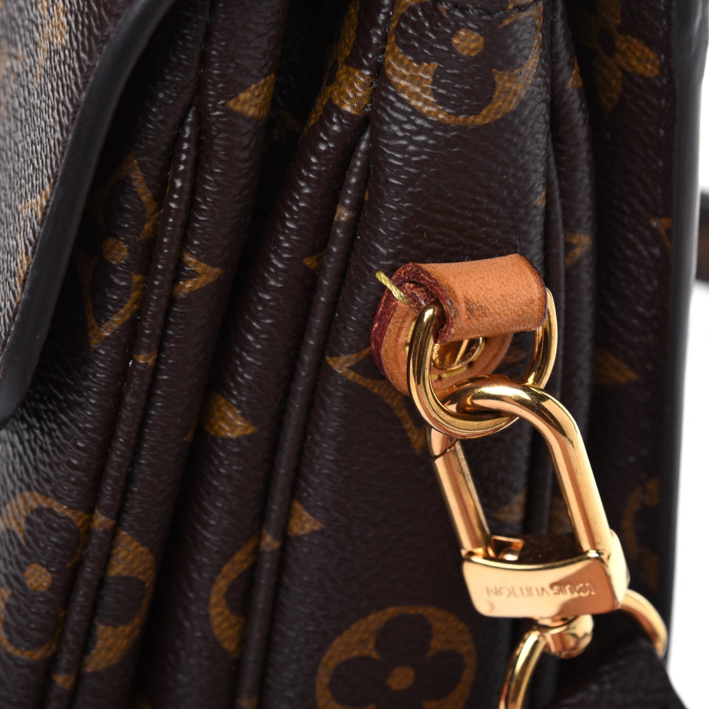 Monogram Pochette Metis