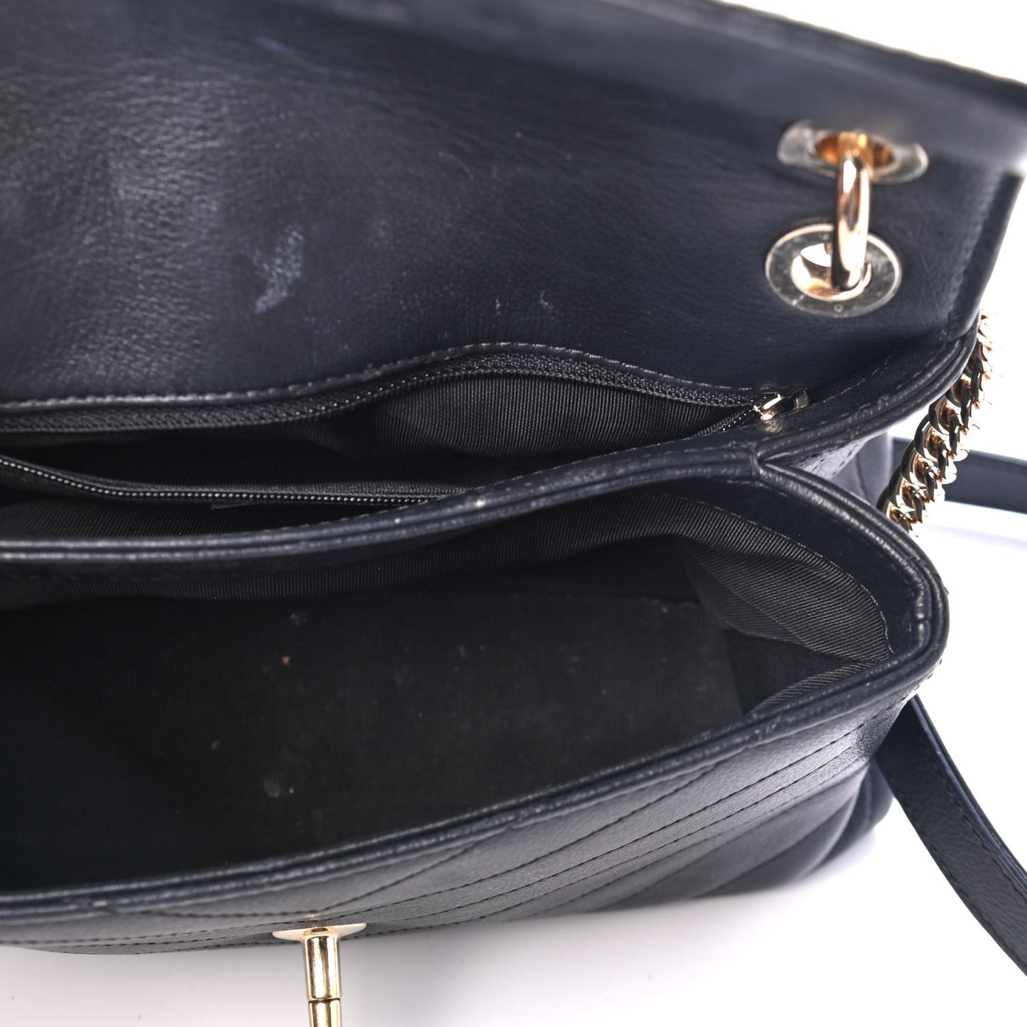Grained Calfskin Small Chevron Chic Top Handle Flap Black