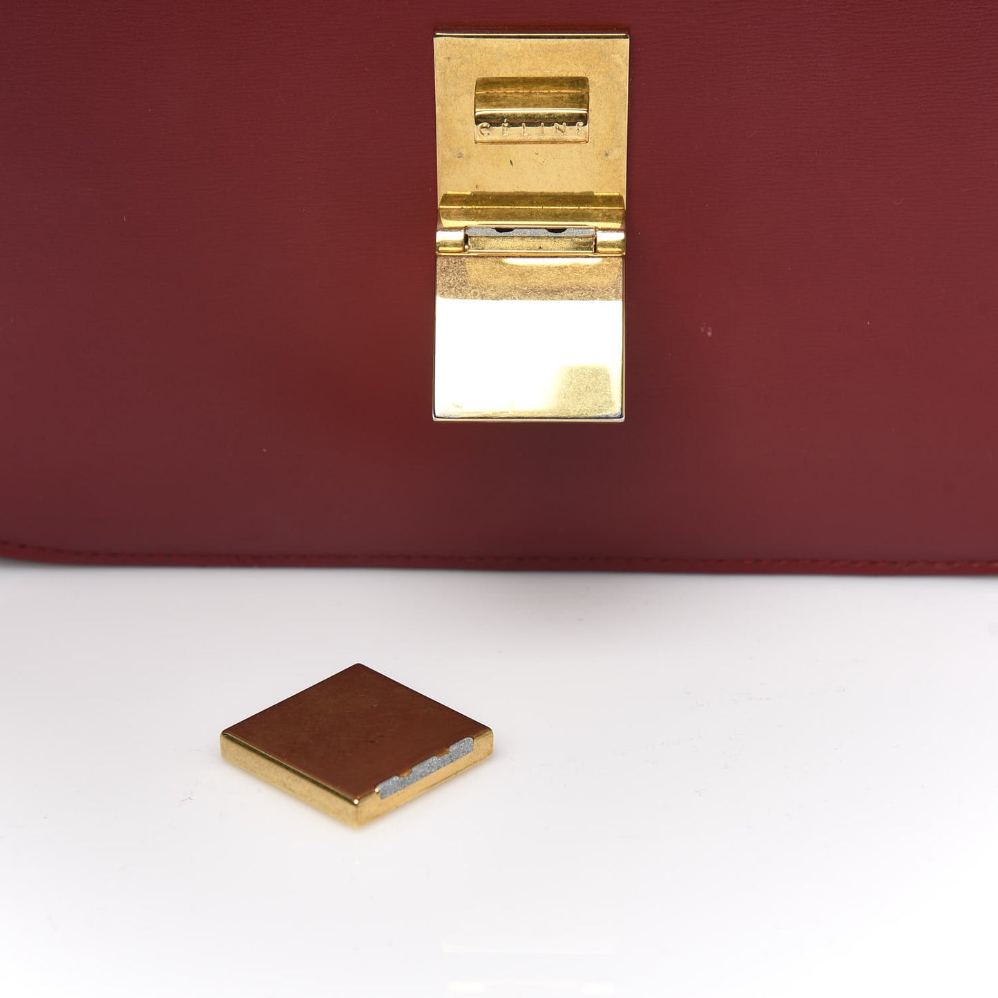 Box Calfskin Medium Classic Box Flap Bag Red