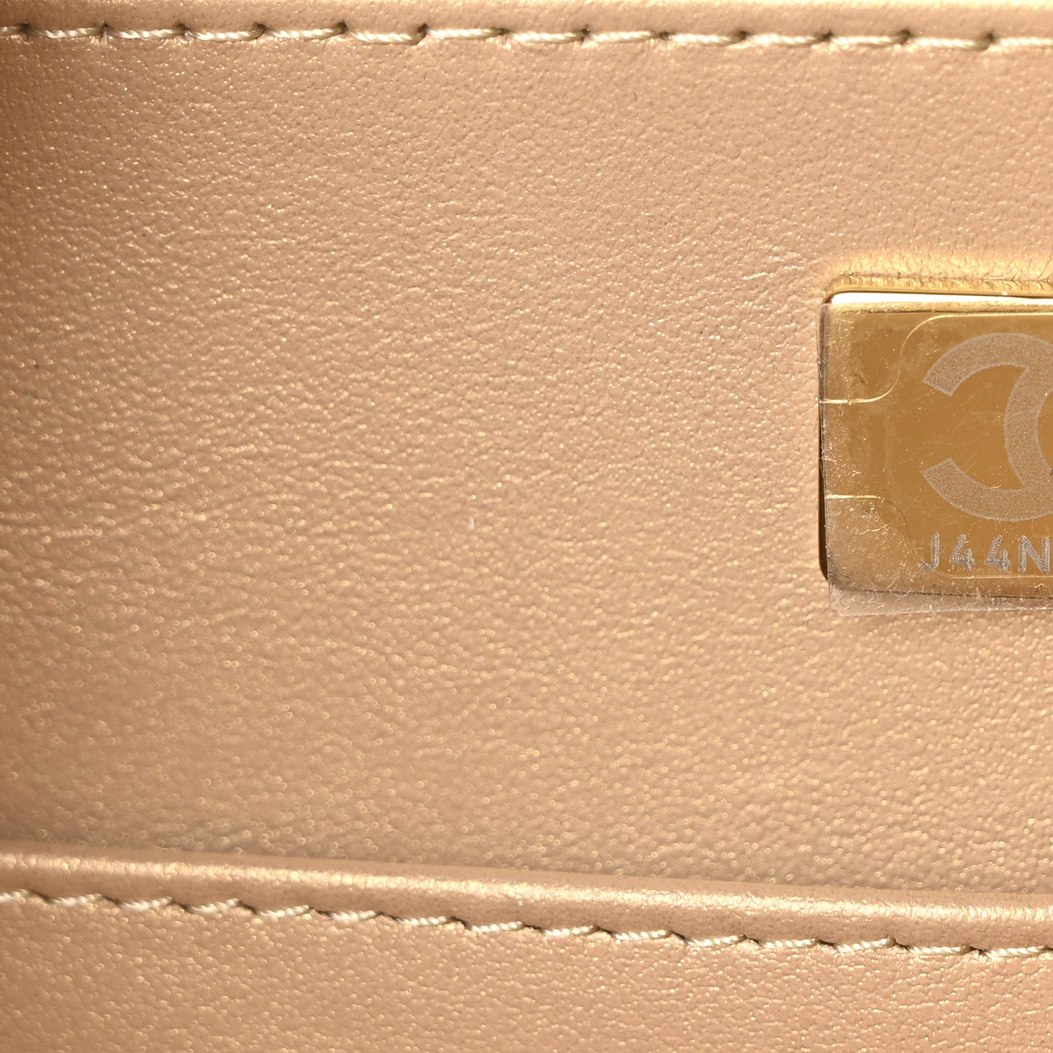 Chanel Lambskin Quilted Golden Plate Vanity Case White Gold 7 of 10