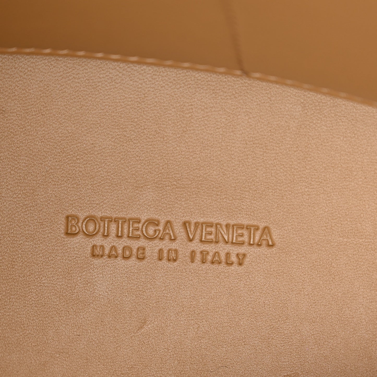 Nappa Intrecciato Medium Andiamo Shoulder Bag Dark Praline