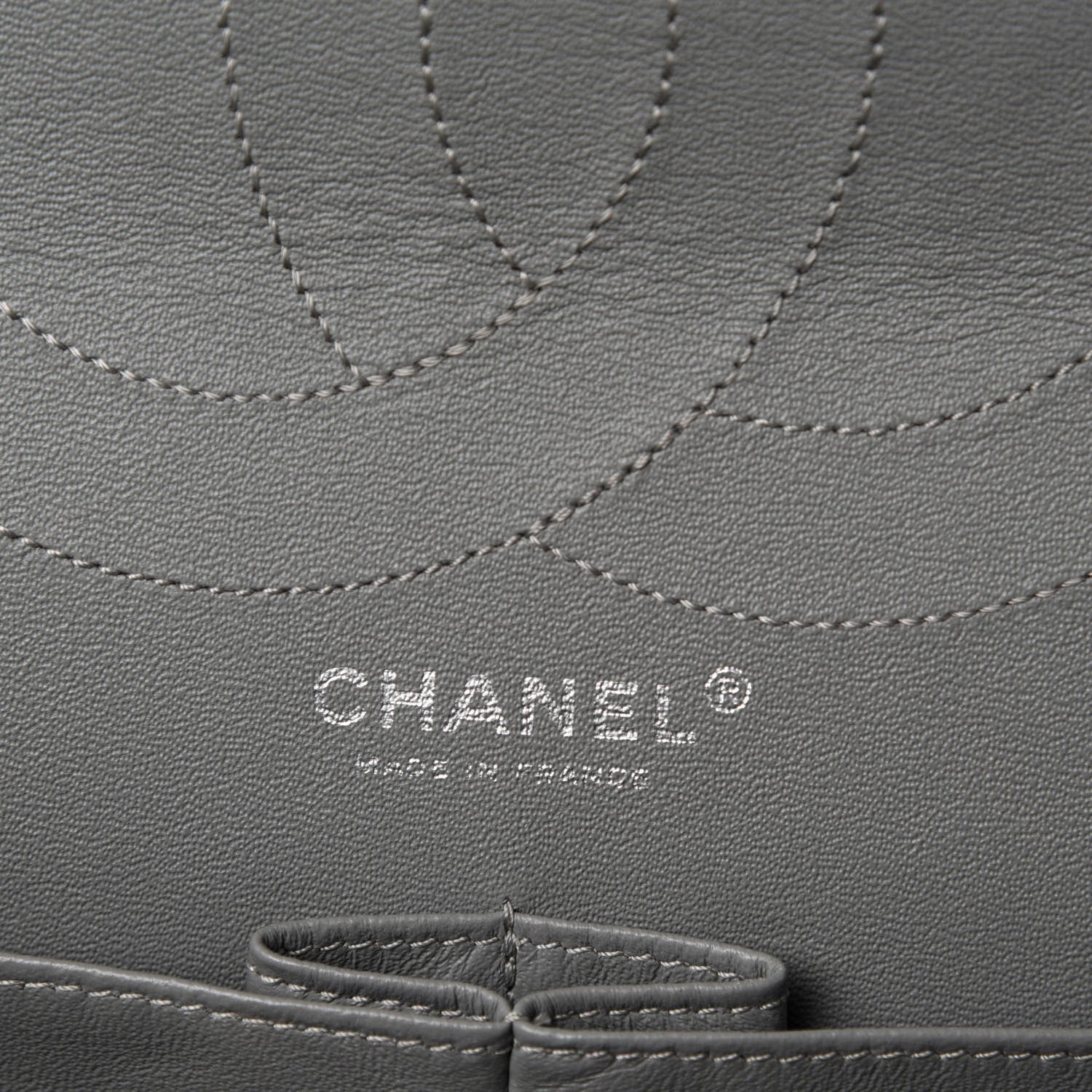 Chanel Caviar Iridescent Calfskin 2.55 Reissue 226 Flap Brown Grey 17 of 19