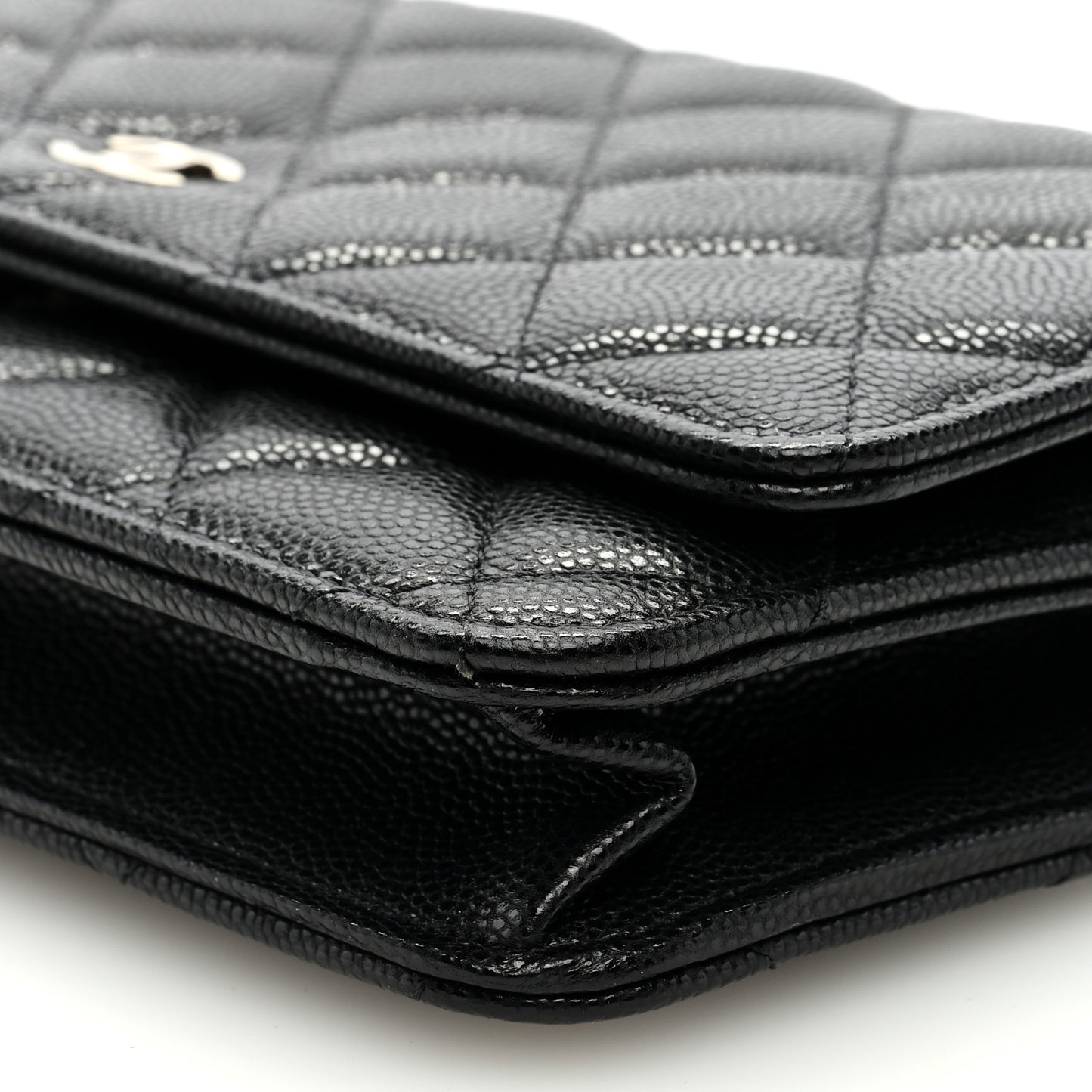 Caviar Quilted Wallet on Chain WOC Black