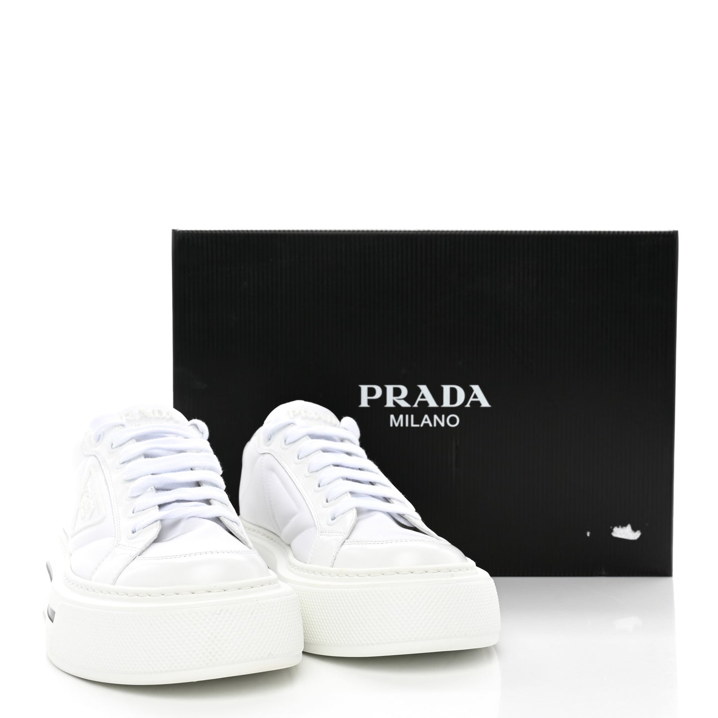 Re-Nylon Spazzolato Rubber Triangle Logo Macro Quilted Mens 35mm Platform Sneakers 6 White