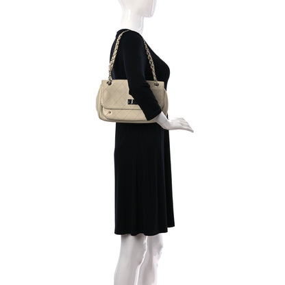 Chanel Glazed Caviar Pocket In The City Flap White 2 of 10