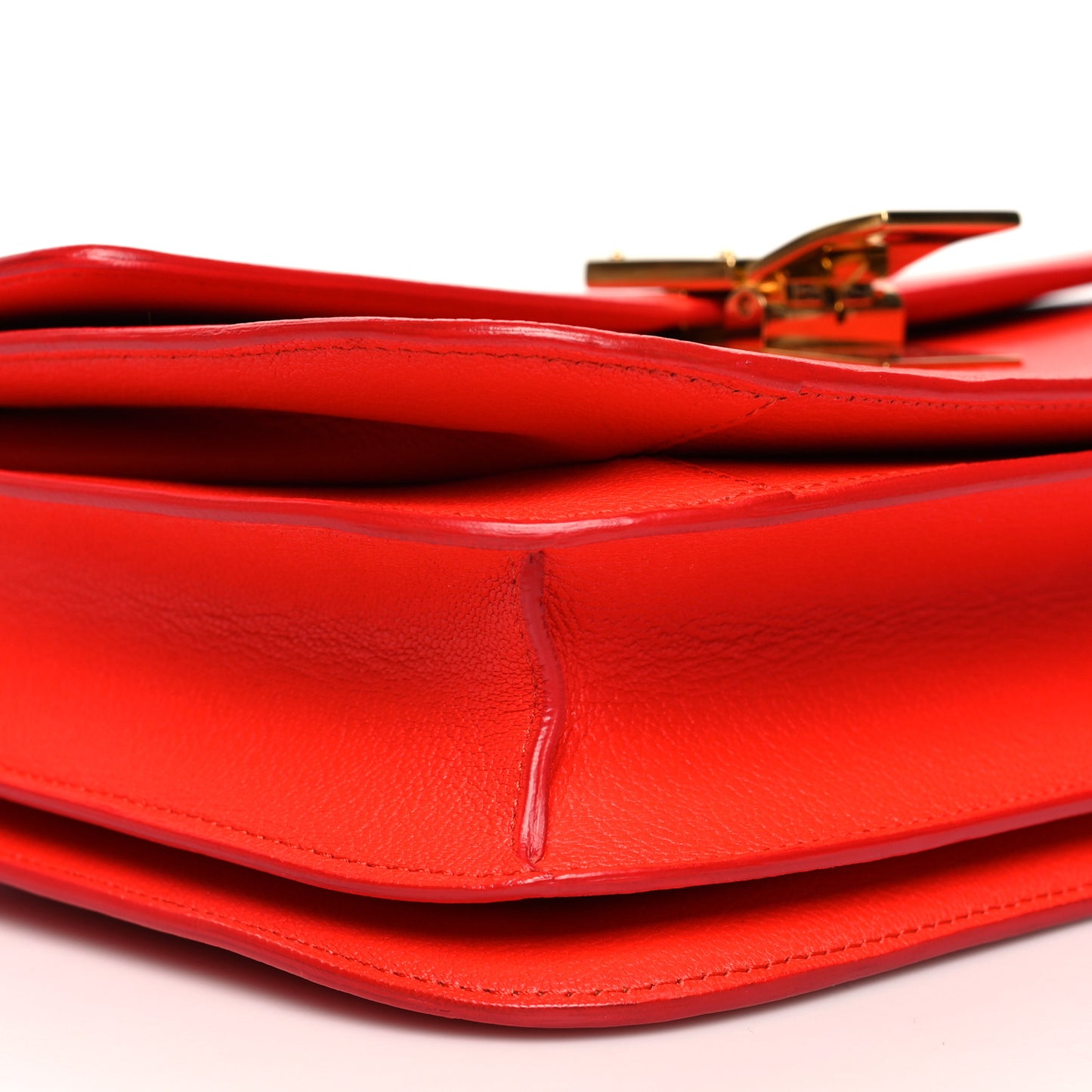 Goatskin Medium Classic Box Flap Bag Alizarin