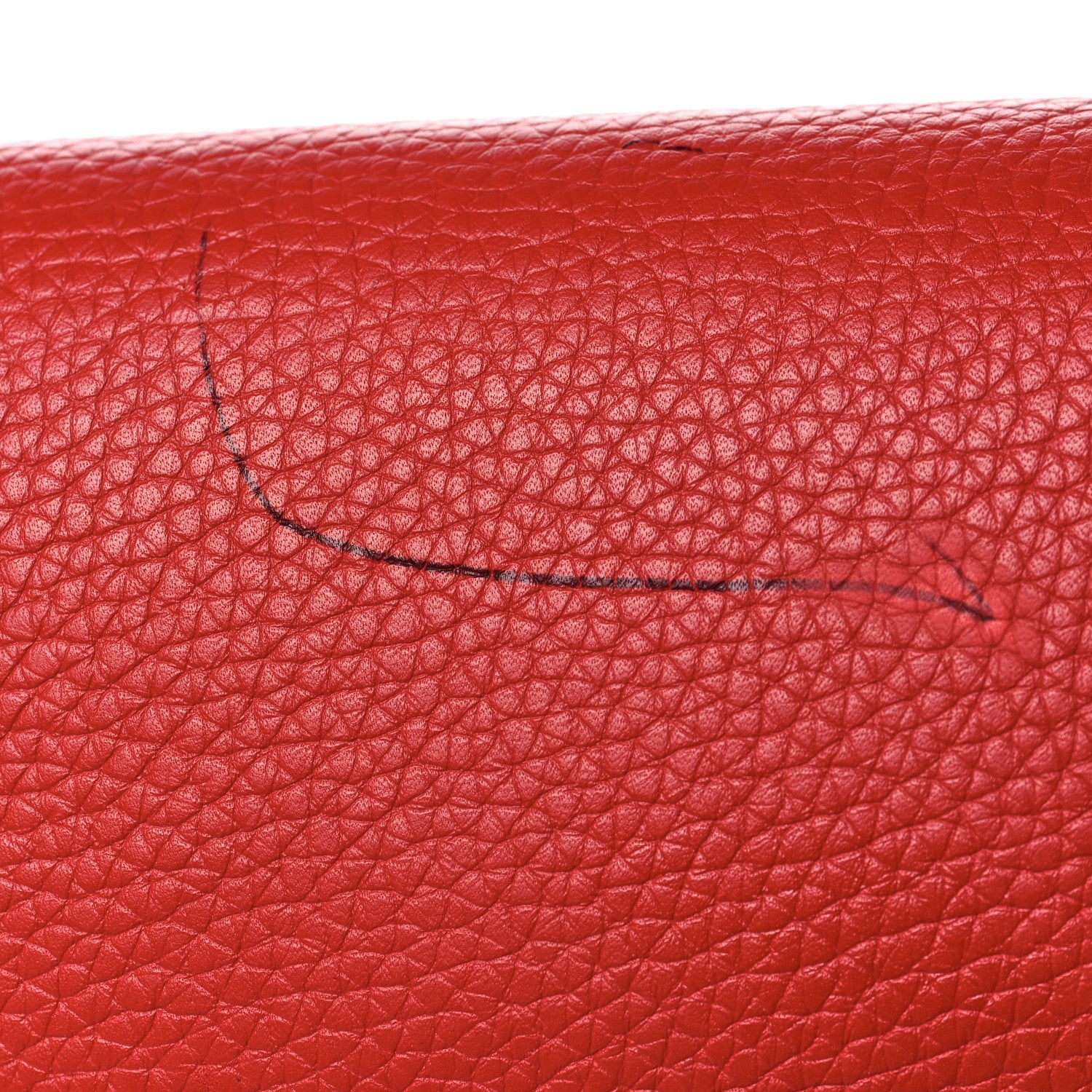 Louis Vuitton Taurillon Python Capucines MM Rubis 10 of 11