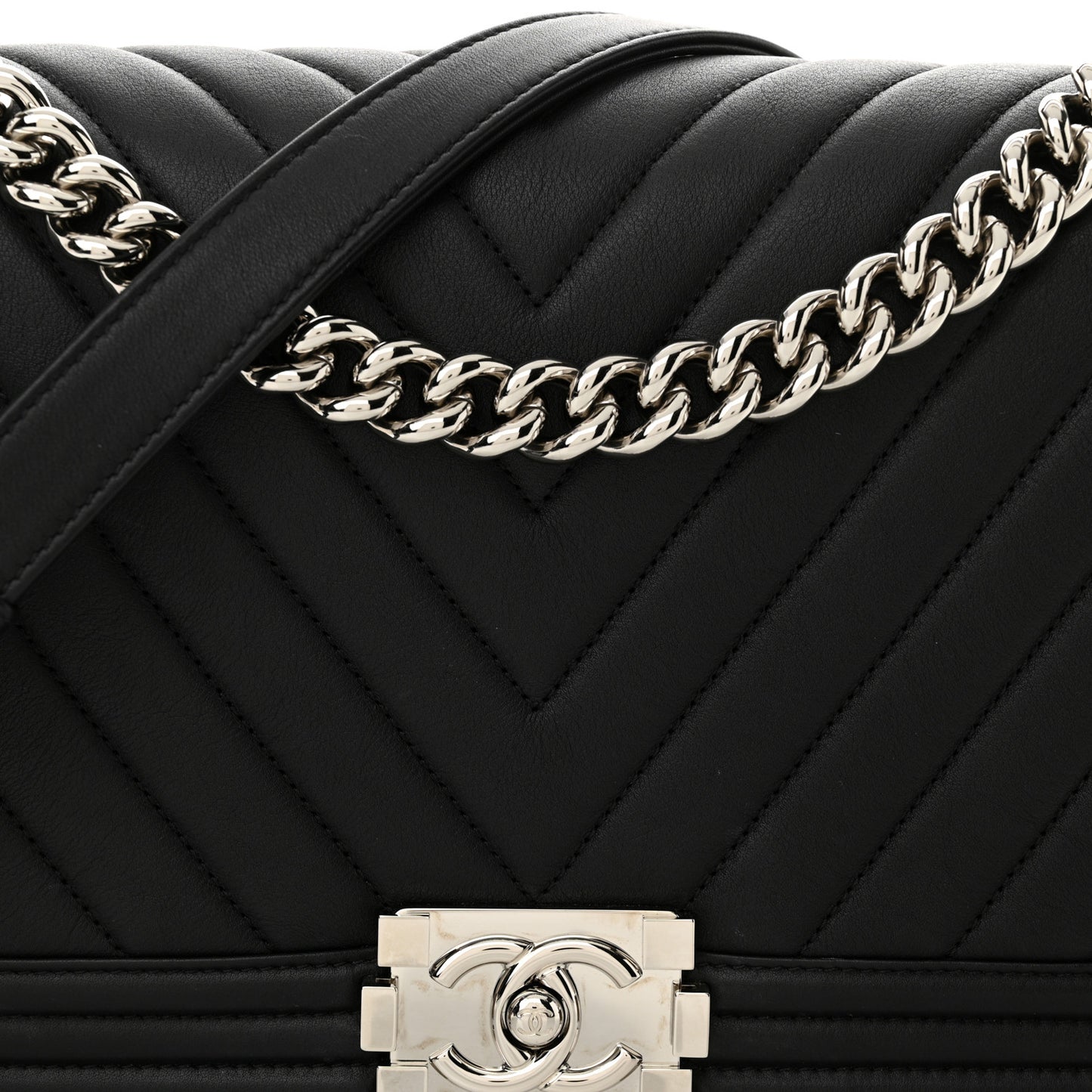 Calfskin Chevron Quilted New Medium Boy Flap Black