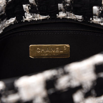 Chanel Tweed Quilted Large 19 Flap Black Ecru White 6 of 10