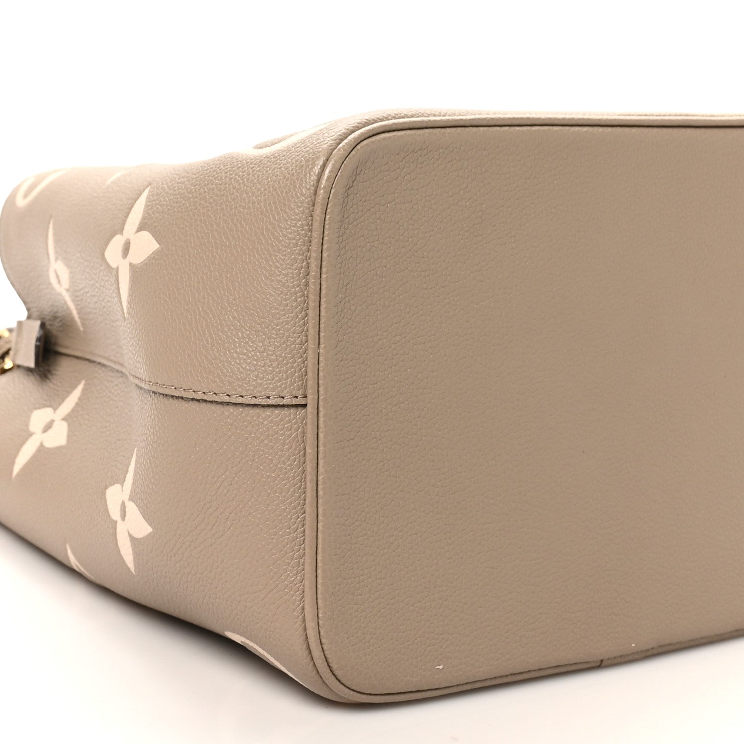 Louis Vuitton Empreinte Monogram Giant Neonoe MM Tourterelle Creme 9 of 10
