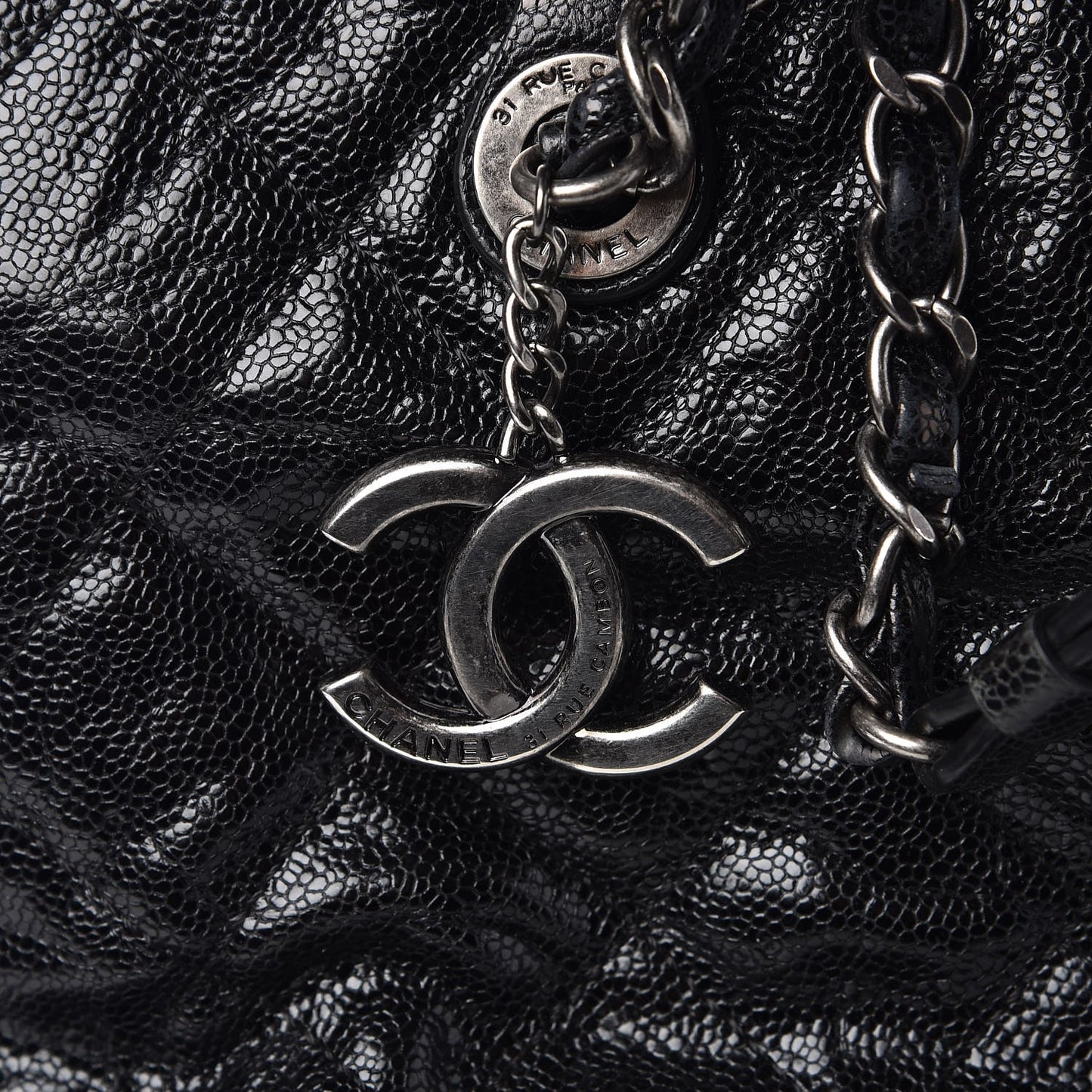 Crumpled Grained Calfskin Quilted CC Crave Tote Black