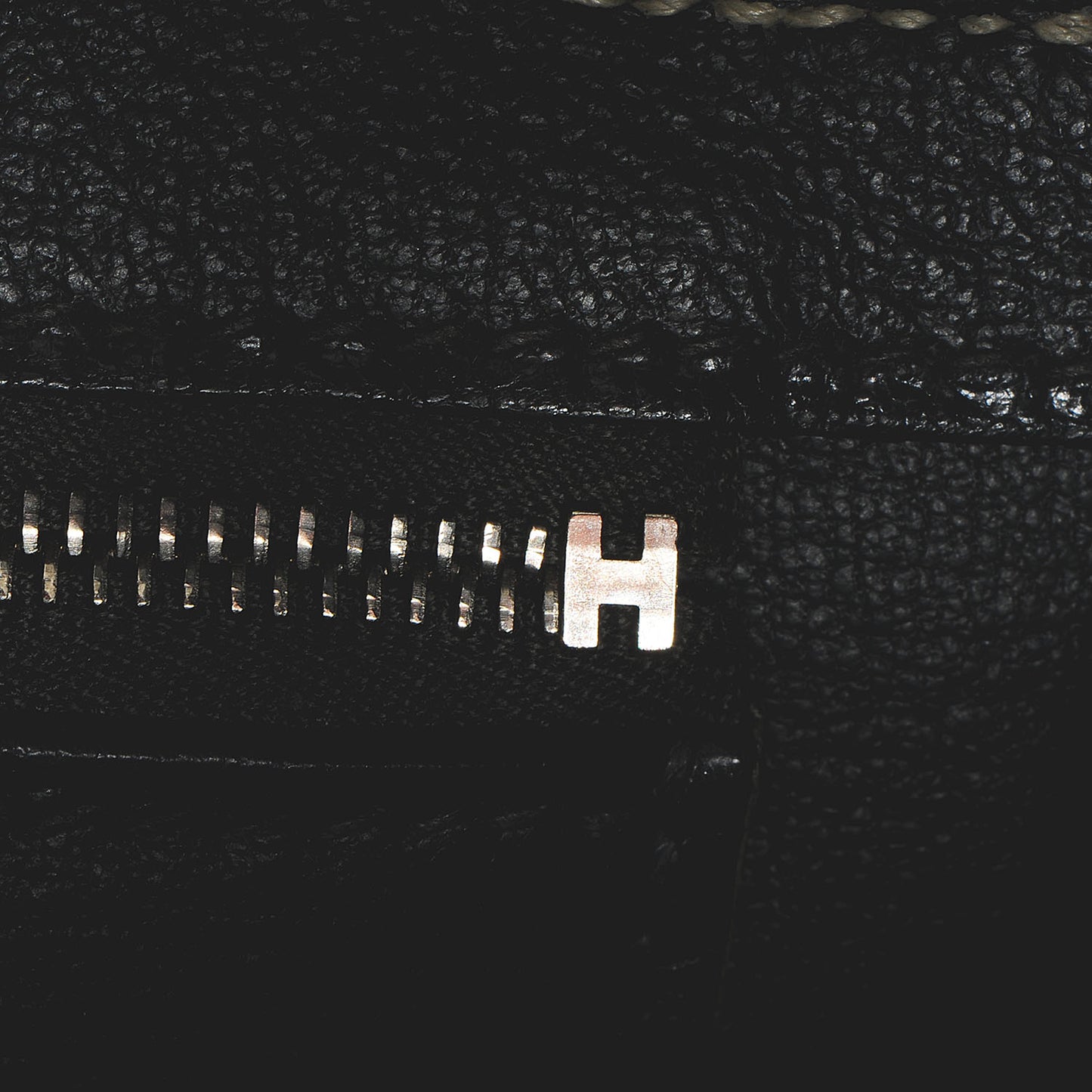 Taurillon Clemence Horseshoe Birkin 30 Gris Tourterelle and Black