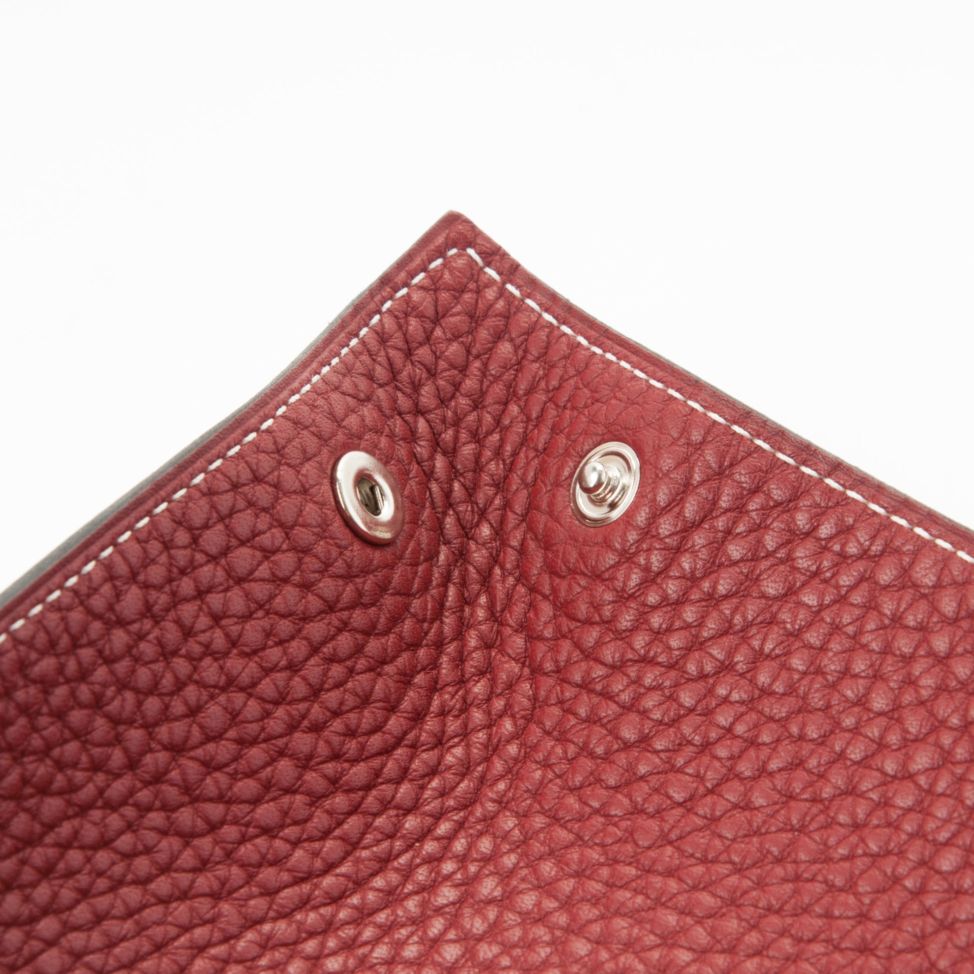 Hermes Taurillon Clemence Mises et Relances GM Change Tray Rouge H Bleu Abysse 5 of 8