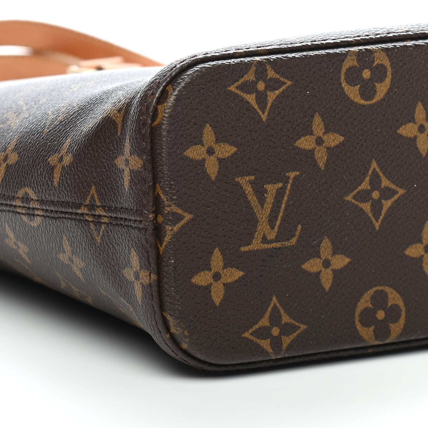 Louis Vuitton Monogram Luco 7 of 10