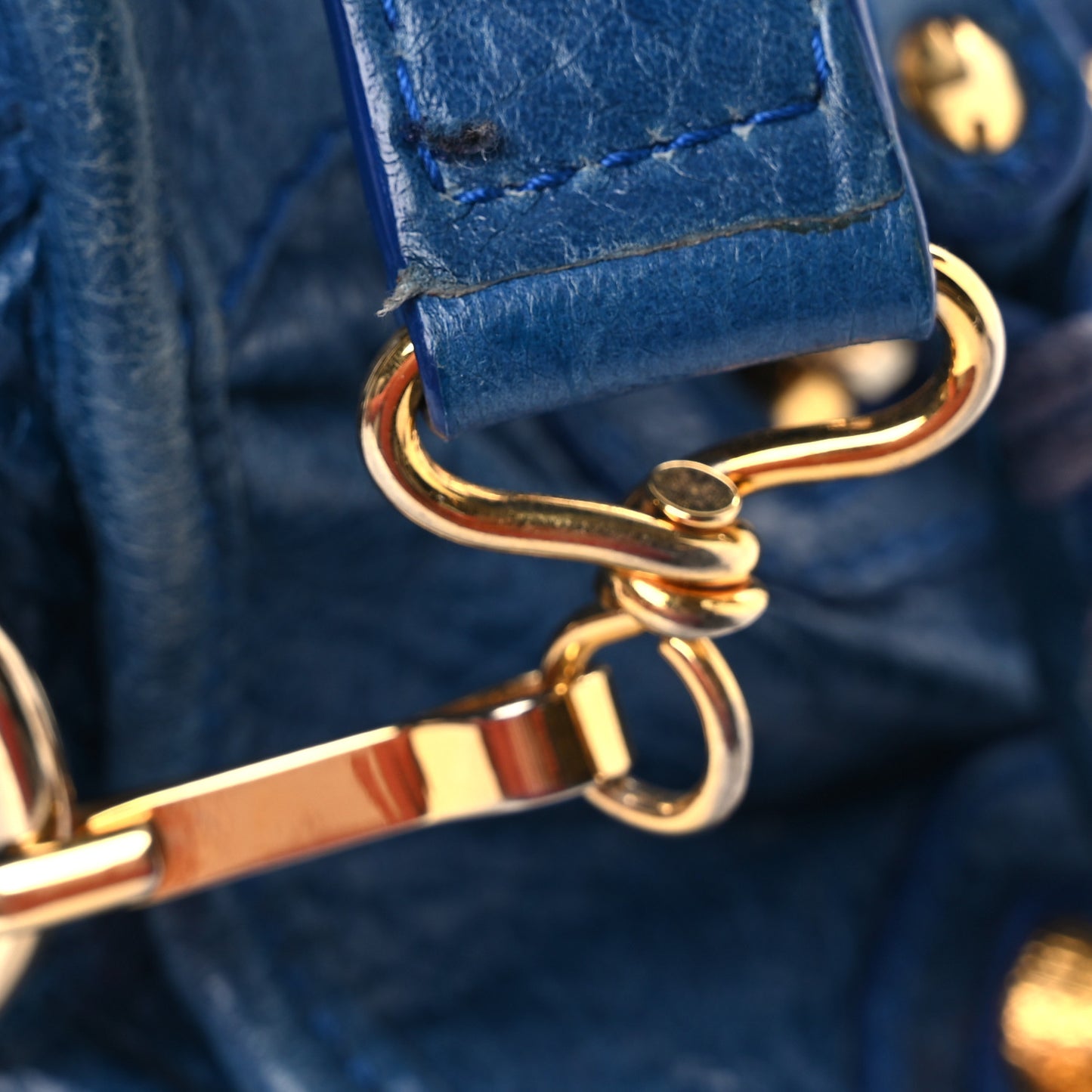 Agneau Giant 12 Gold Hardware Mini City Bleu Lazuli