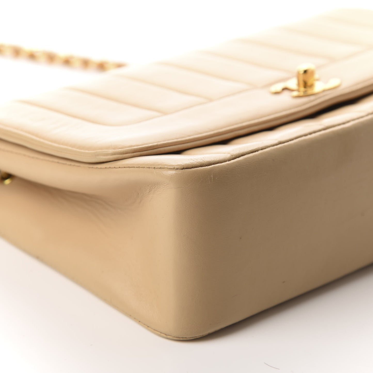 Lambskin Vertical Quilt Medium Flap Beige