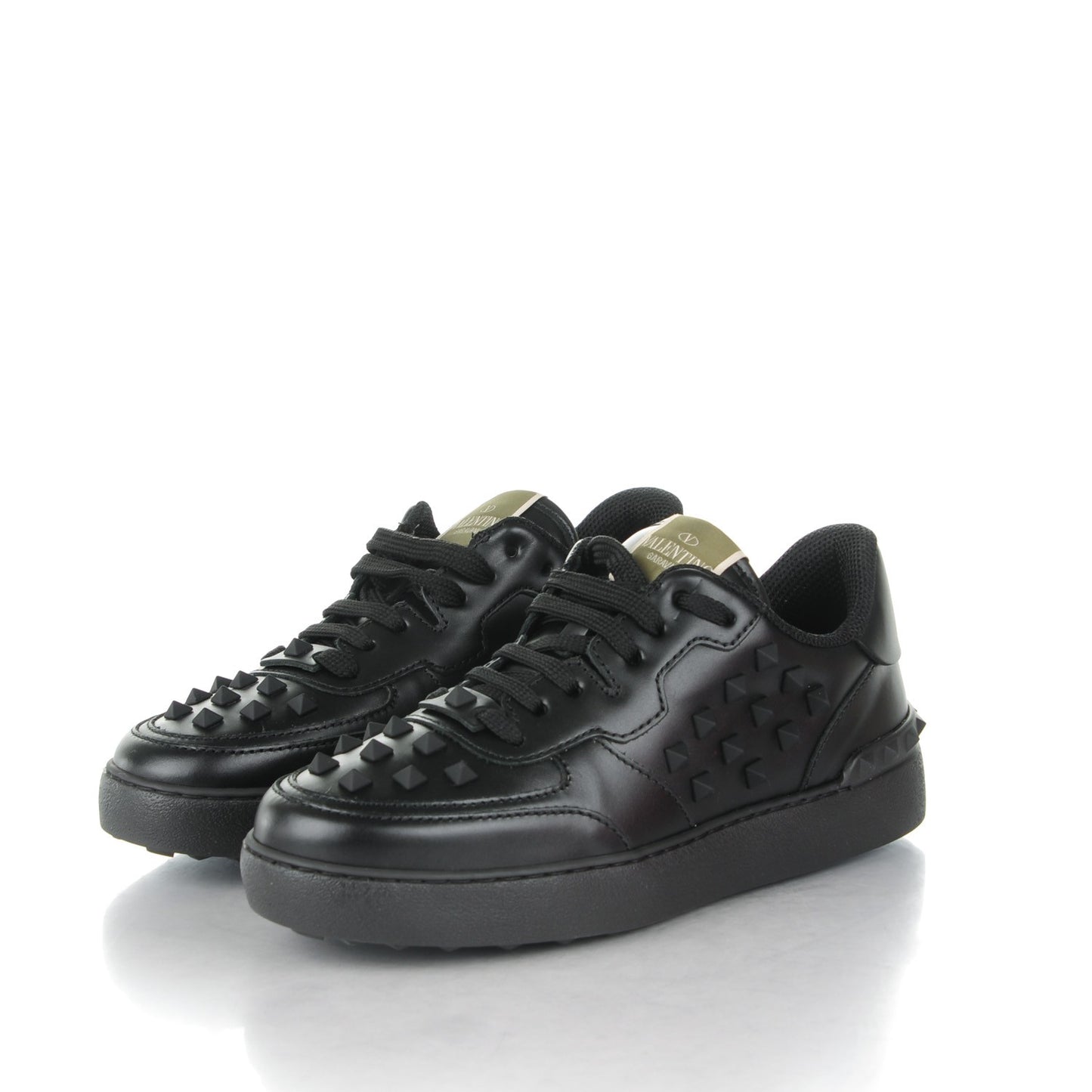 Calfskin Rockstud Sneakers 37 Black