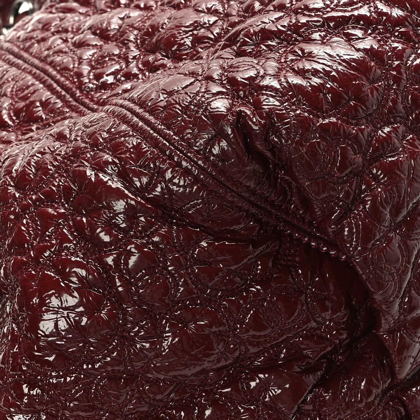 Vinyl Rock In Moscow Cabas Tote Burgundy