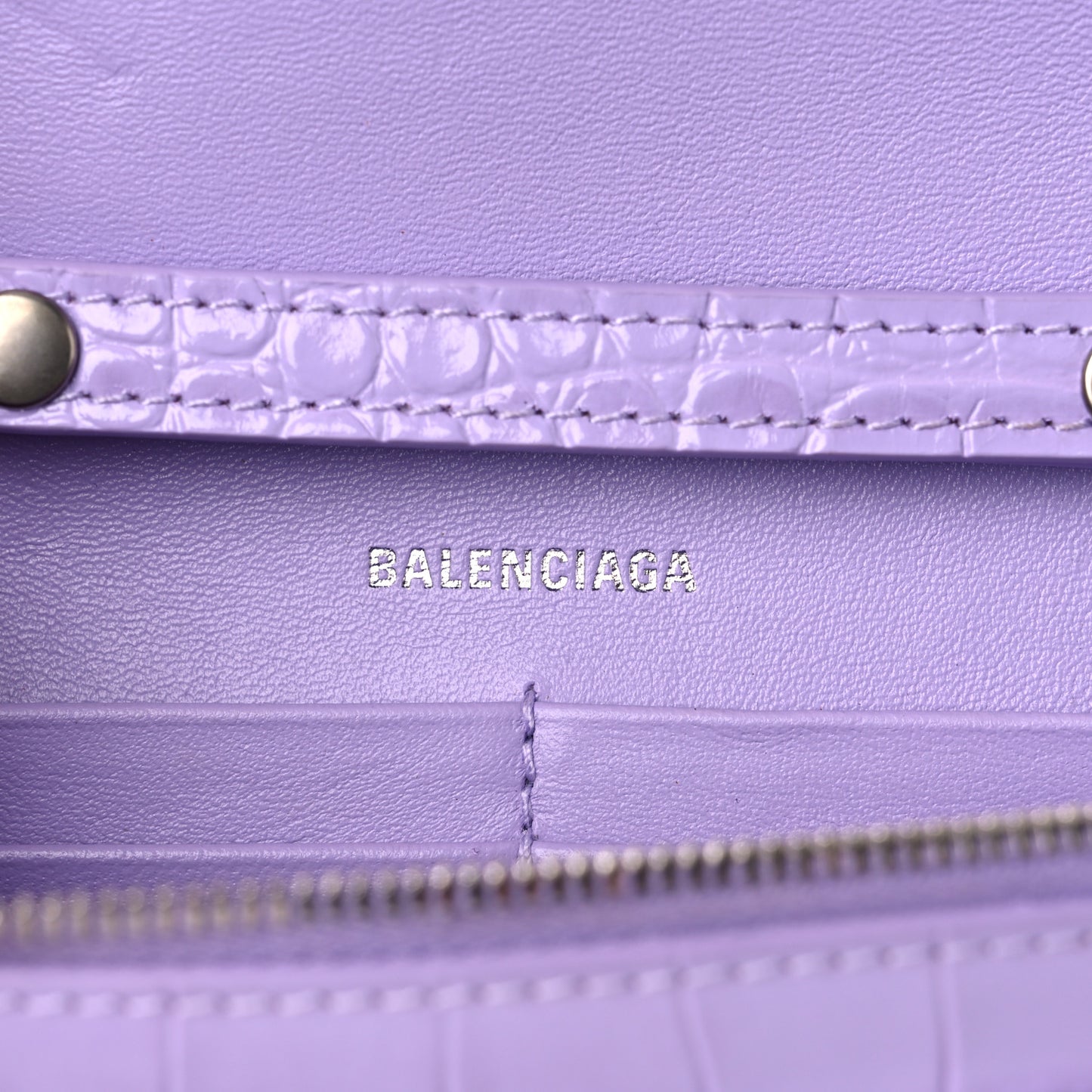 Shiny Calfskin Crocodile Embossed Hourglass Chain Bag Lilac