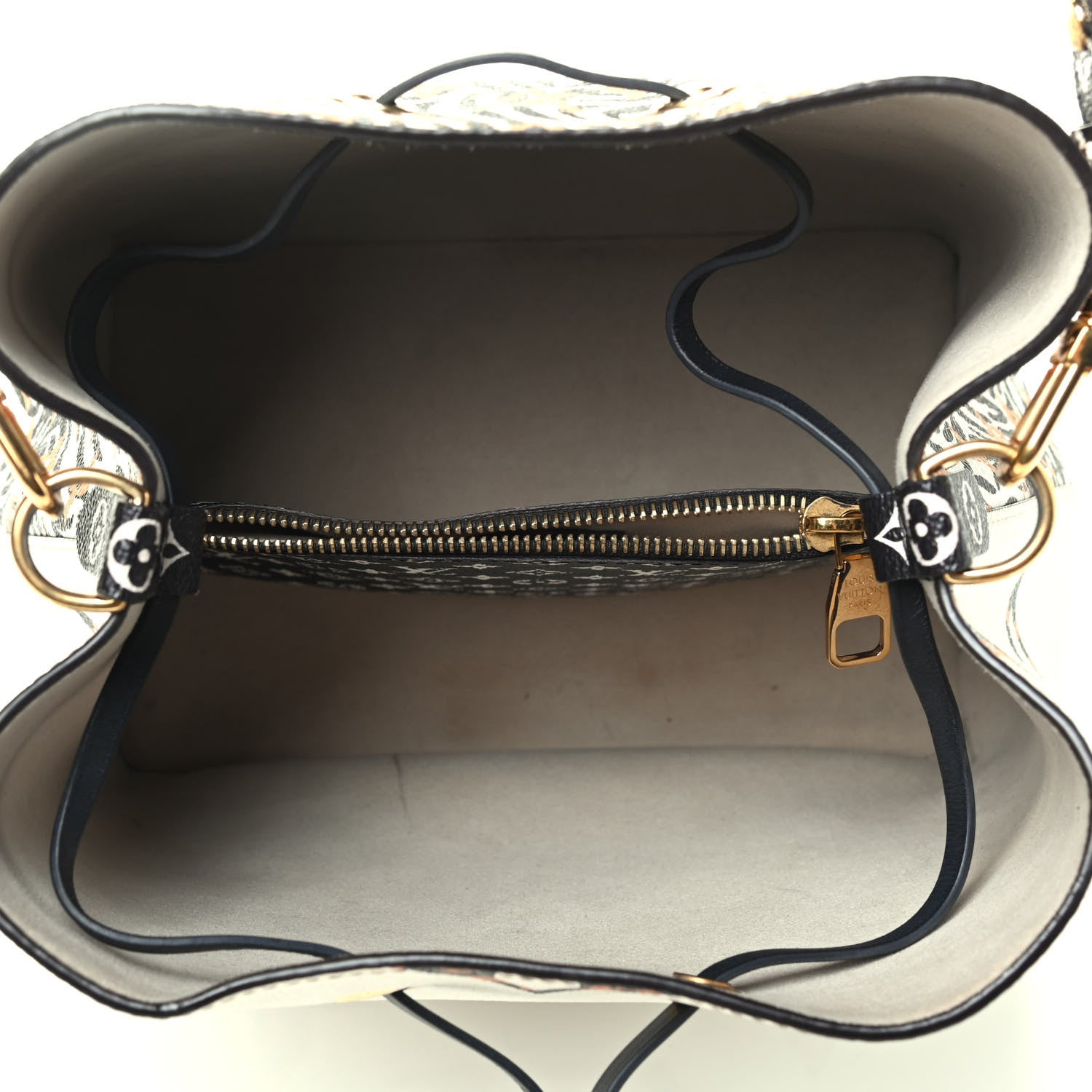 Louis Vuitton Monogram Giant Jungle NéoNoé Ivory 3 of 3