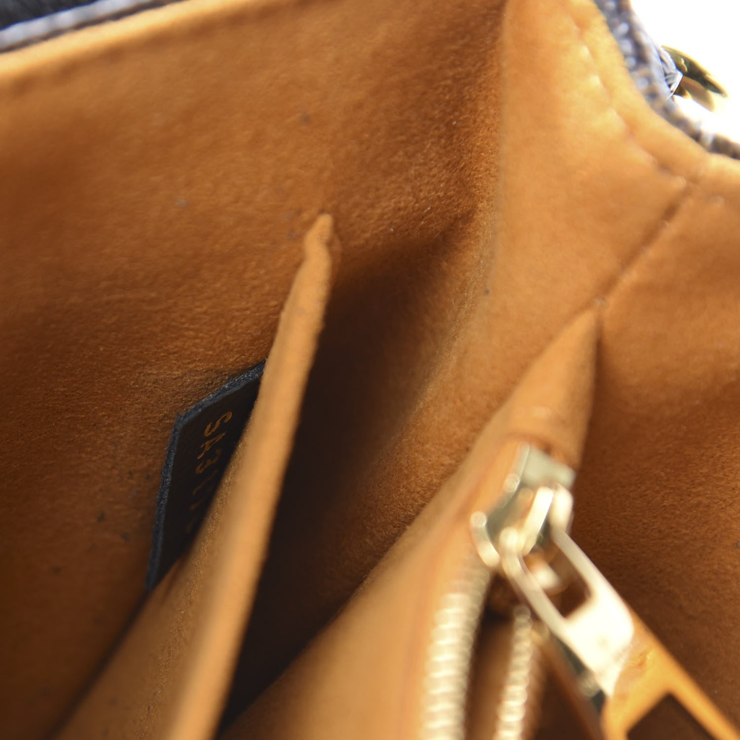 Louis Vuitton Damier Ebene Clapton Black 7 of 11