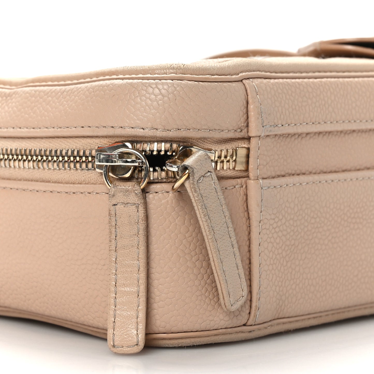 Caviar Quilted Medium CC Filigree Vanity Case Beige
