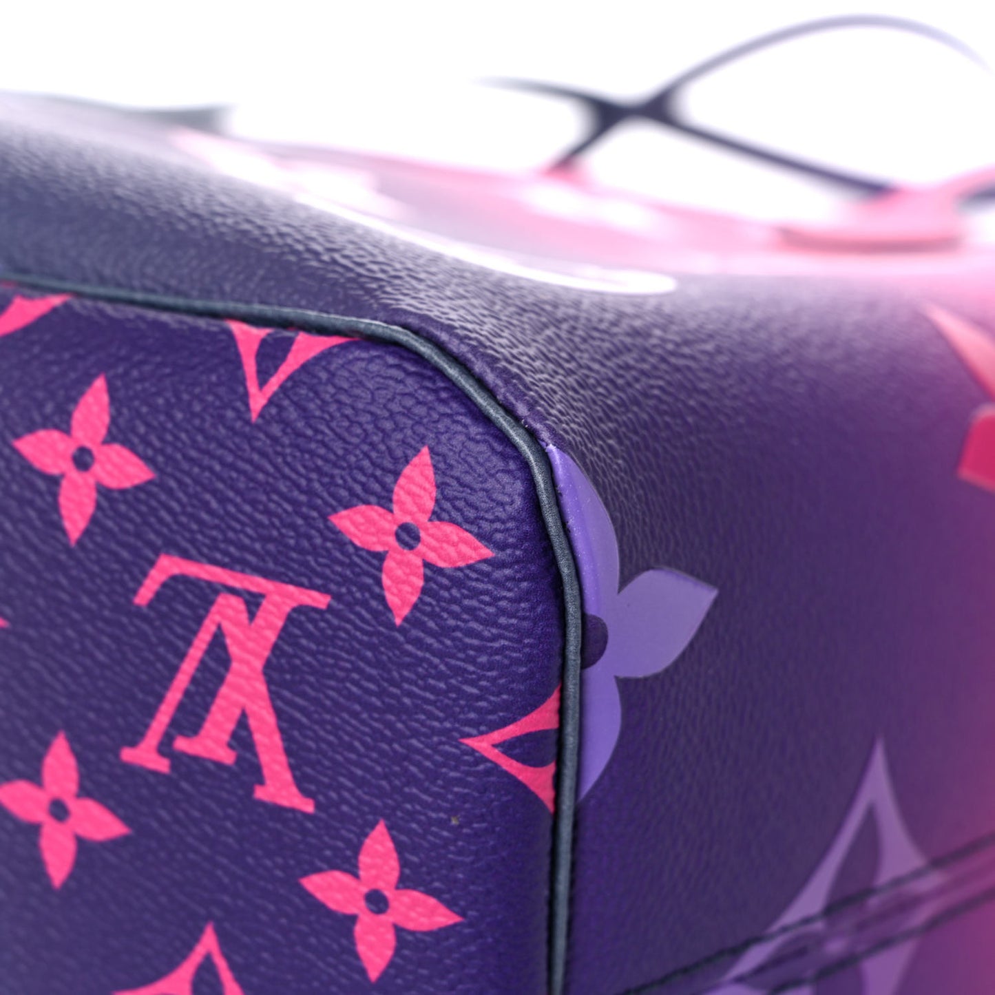 Monogram Giant Spring In The City Neverfull MM Midnight Fuchsia